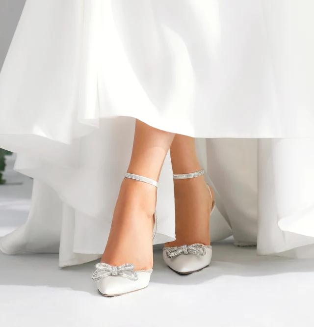 Dream Pairs Women’s Closed Toe Kitten Heels Pointed Toe Slingback Low Heels Dress Bridal Wedding Pumps Shoes