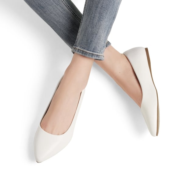 7 Best Women's White Shoes To Wear With Jeans-Dream Pairs