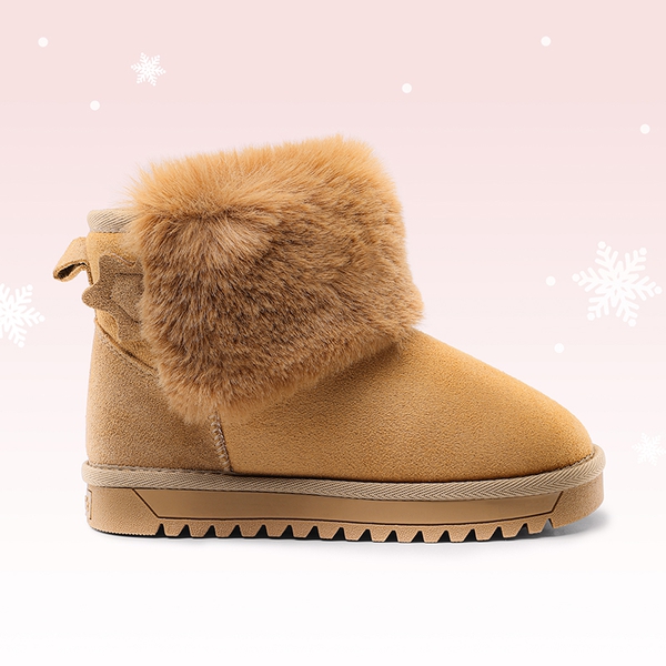 Tan boots hot sale with fur
