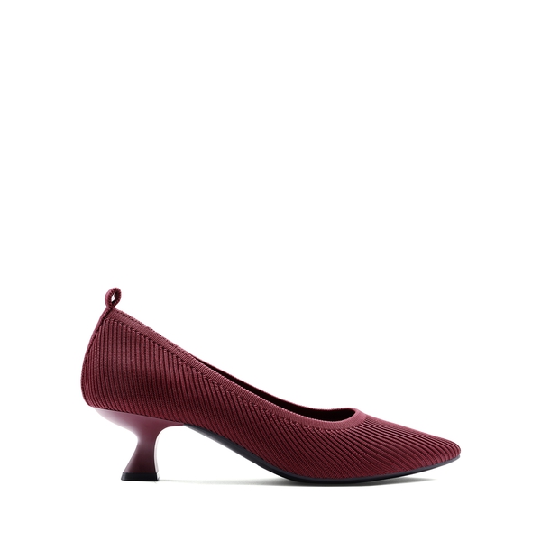 Burgundy kitten outlet