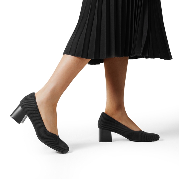 12 Cutest and Best Widewidth Shoes for Women to OwnDream Pairs