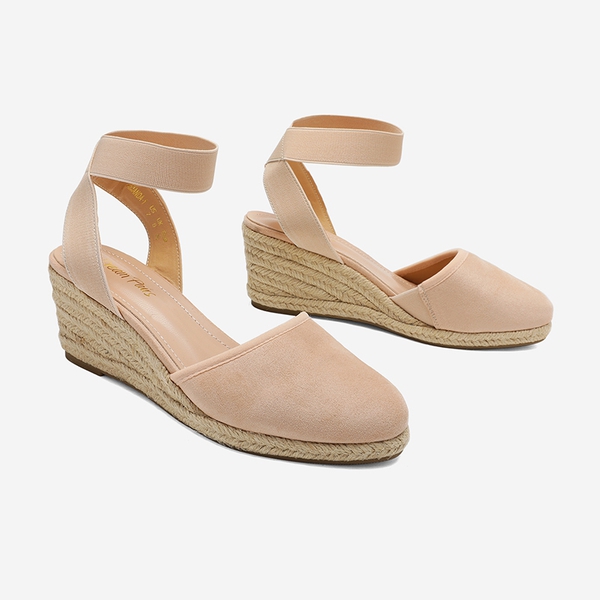 Amanda womens wedges sales